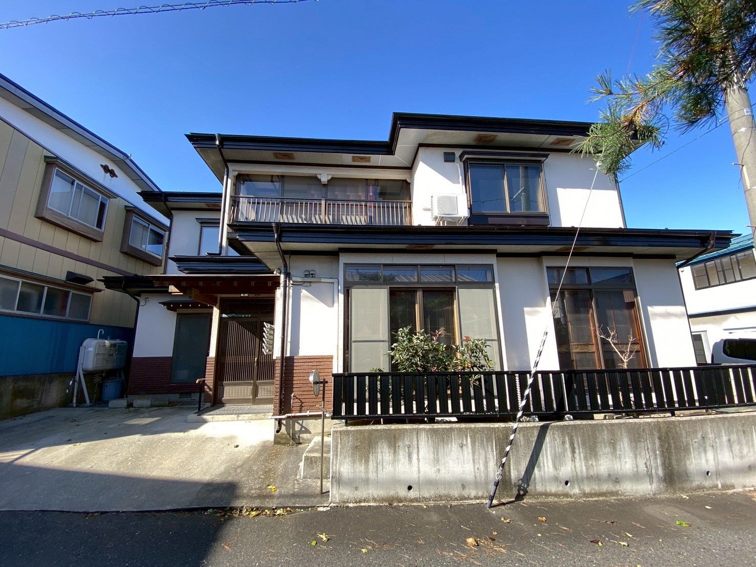 Line album         251102 32